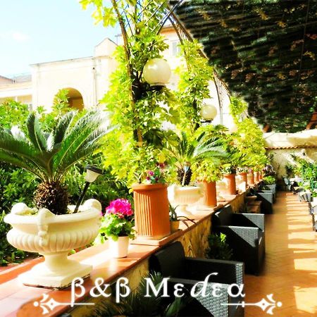Bed & Breakfast Medea Наполи Екстериор снимка