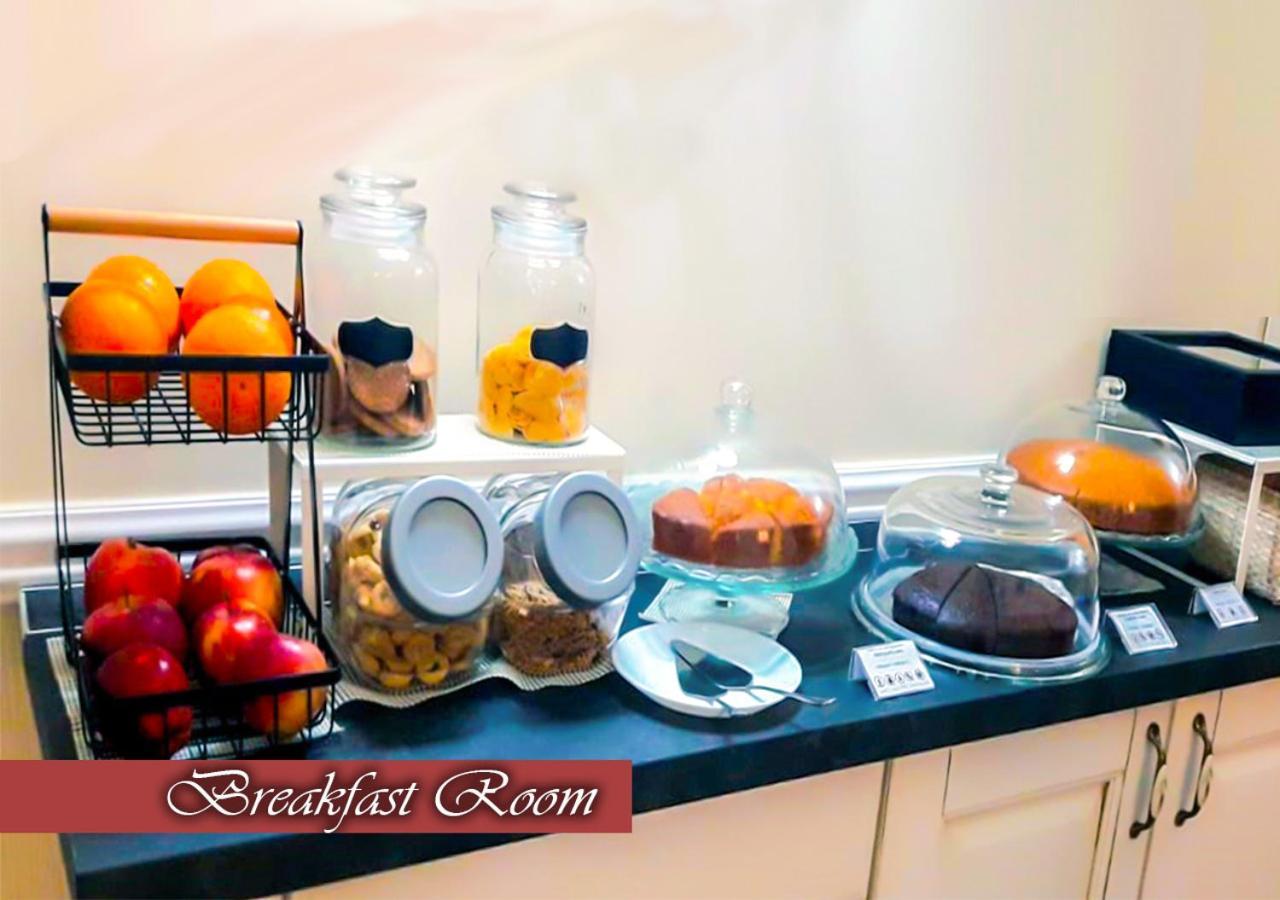 Bed & Breakfast Medea Наполи Екстериор снимка