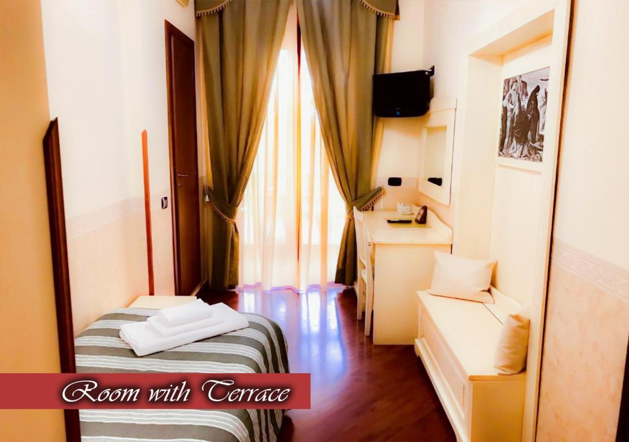 Bed & Breakfast Medea Наполи Екстериор снимка