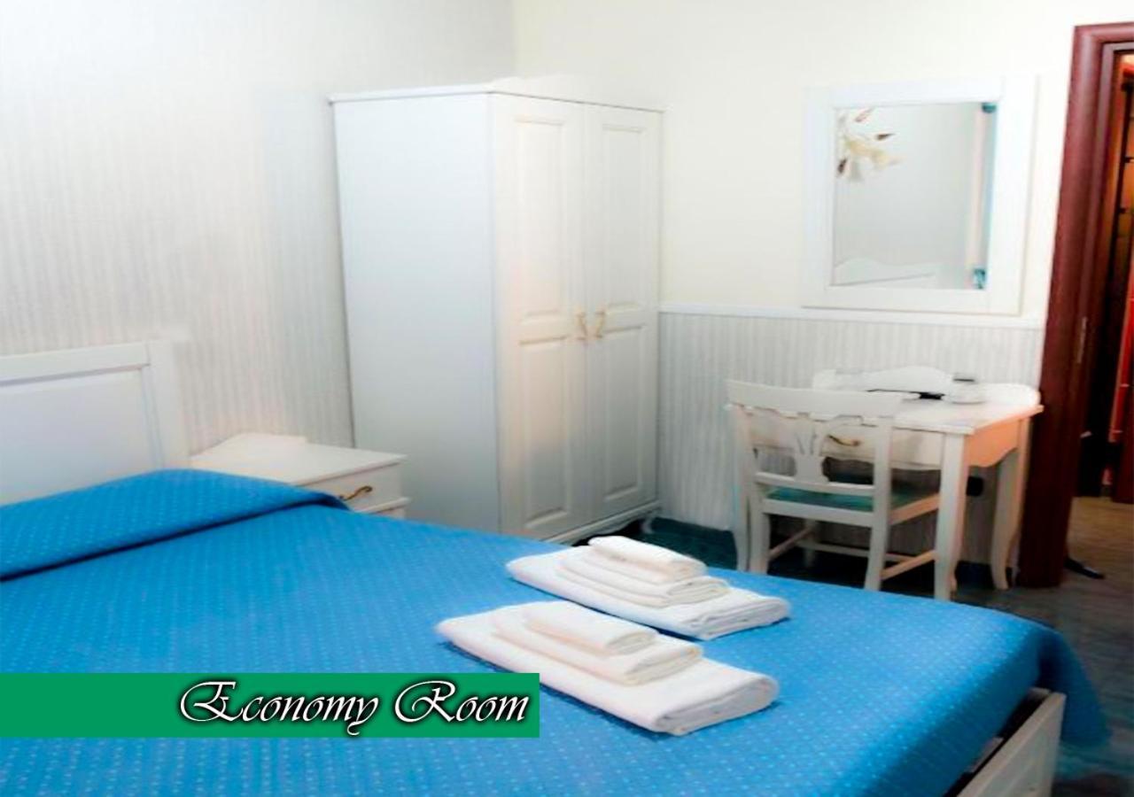 Bed & Breakfast Medea Наполи Екстериор снимка