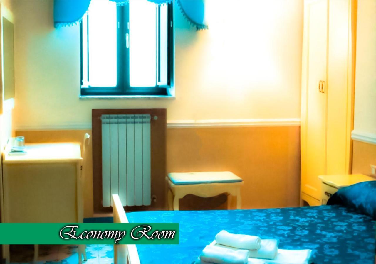 Bed & Breakfast Medea Наполи Екстериор снимка