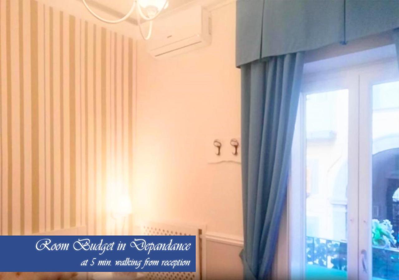 Bed & Breakfast Medea Наполи Екстериор снимка