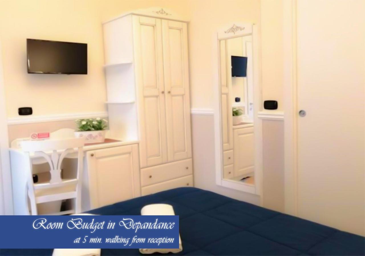 Bed & Breakfast Medea Наполи Екстериор снимка